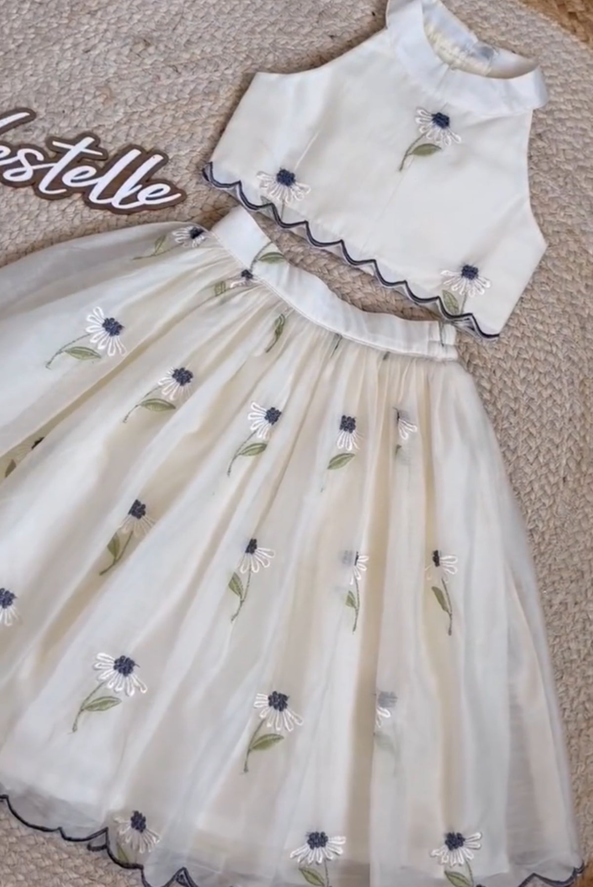 Ivory White Daisy Embroidered Flared Skirt Set with Bow Detail for Girls