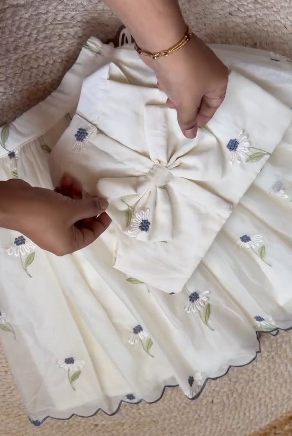 Ivory White Daisy Embroidered Flared Skirt Set with Bow Detail for Girls