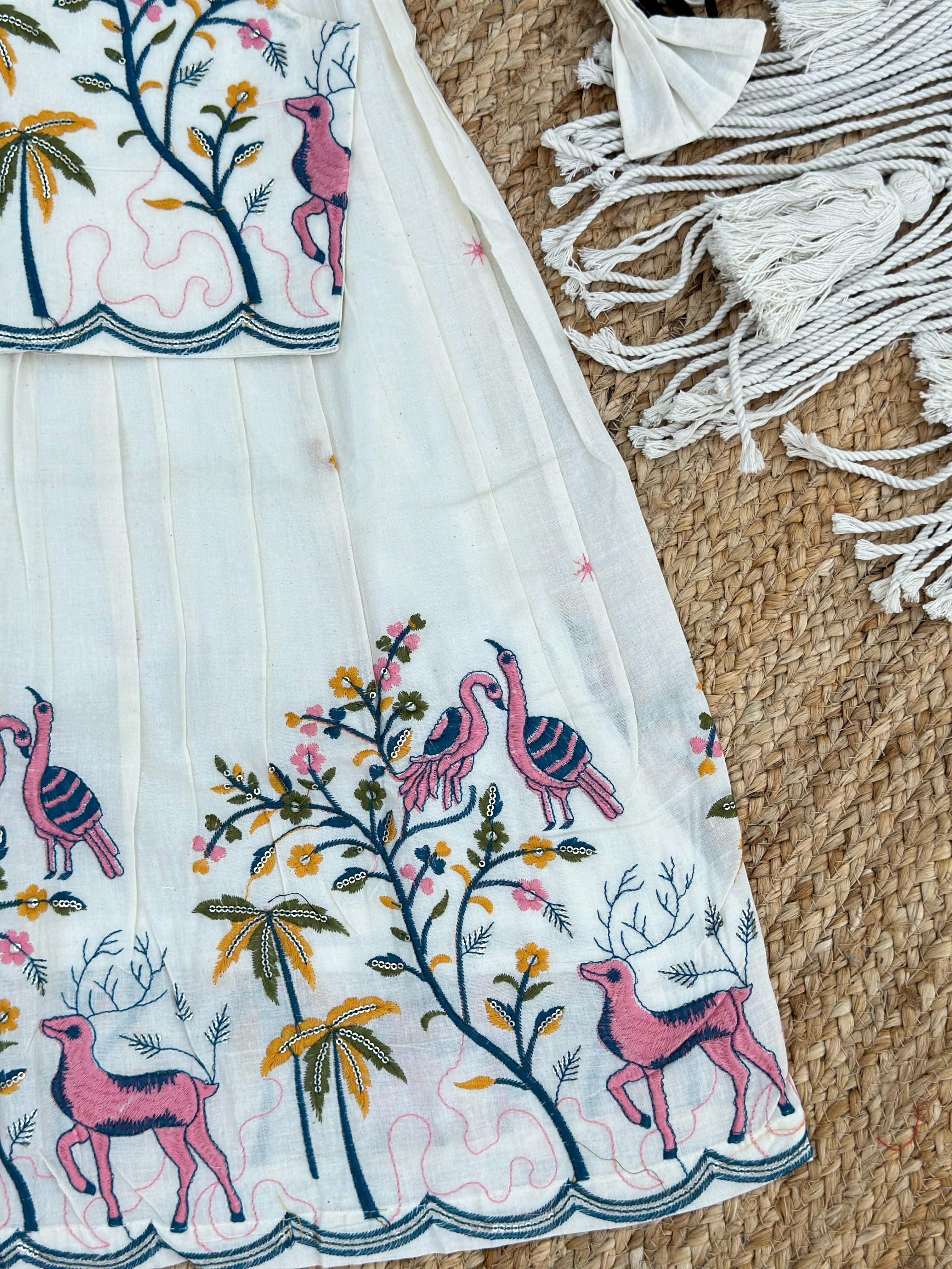 Girls Designer Embroidered Lehenga Choli Set – Off White Multicolor